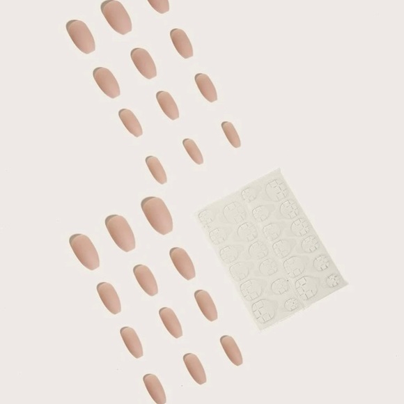 4/$20 nude coloured press on nails - Picture 2 of 2
